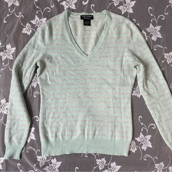 Lord & Taylor 100% Cashmere V-Neck Striped Sweater Sz Medium - Picture 2 of 11